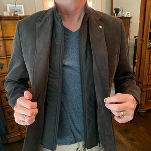 Gorgeous brown corduroy Bugatti blazer. Stunning